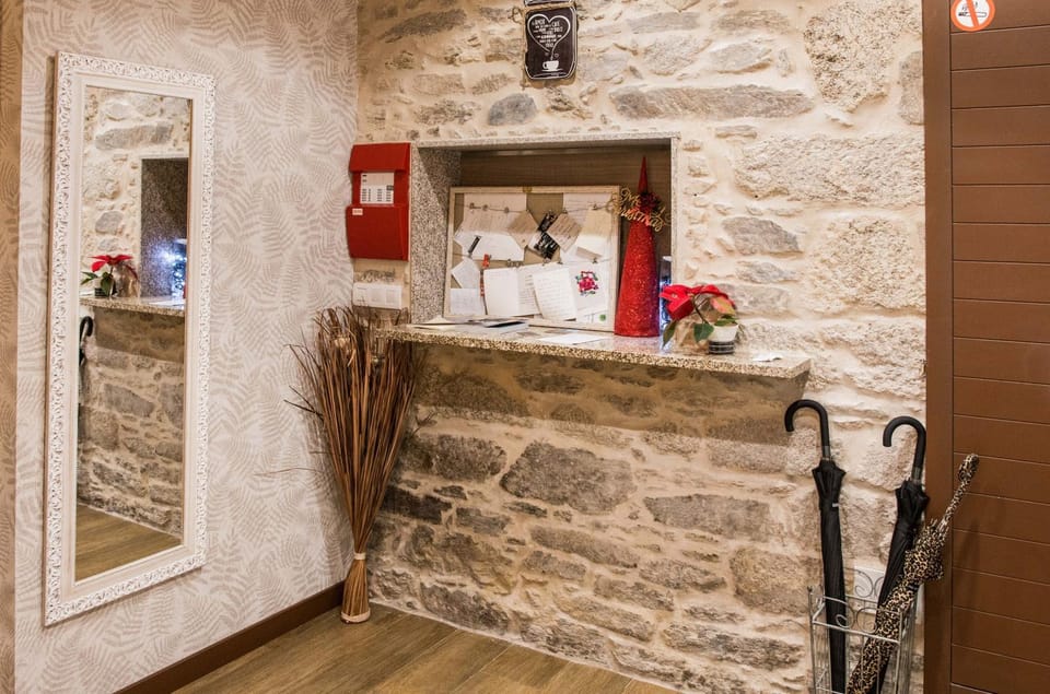 Casa da Balconada Bed and Breakfast in Santiago de Compostela