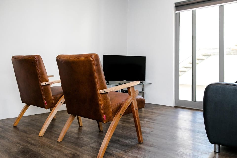 TV and multimedia, Seating area