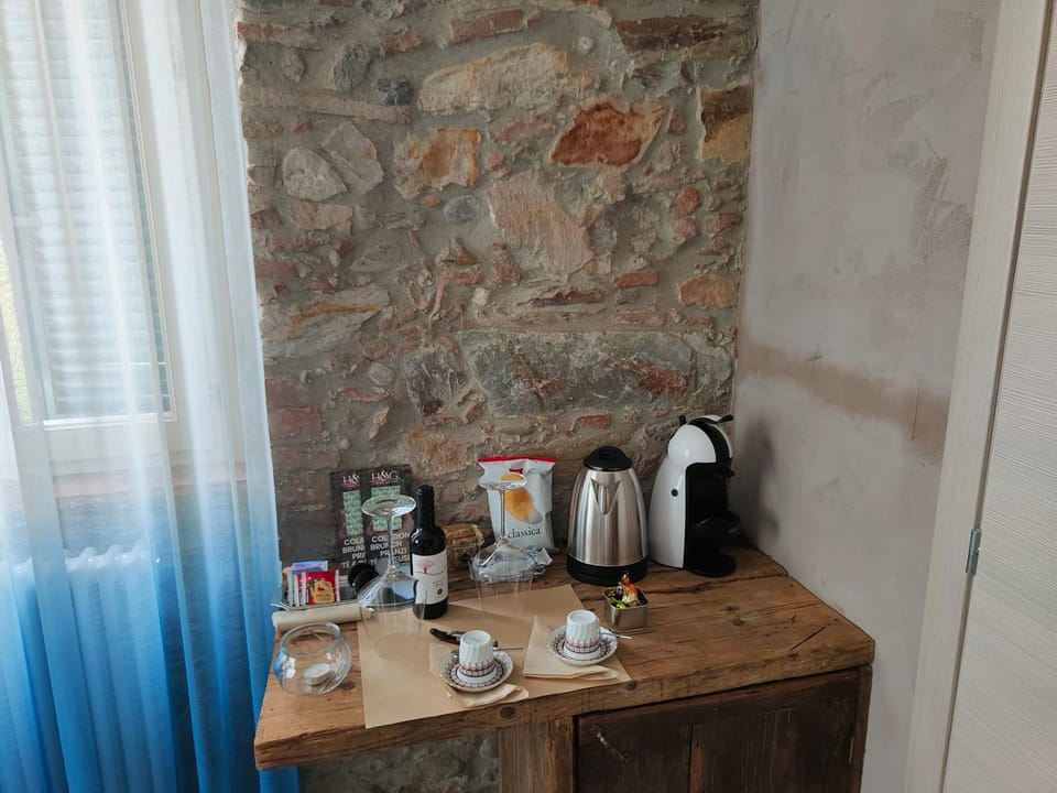 Coffee/tea facilities