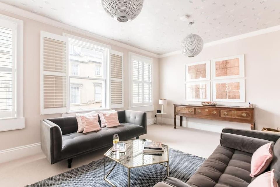 Charlotte Street Apartment House in Bath