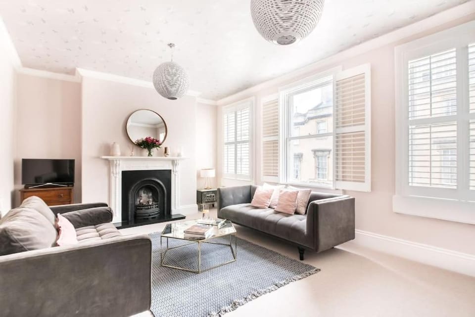 Charlotte Street Apartment House in Bath