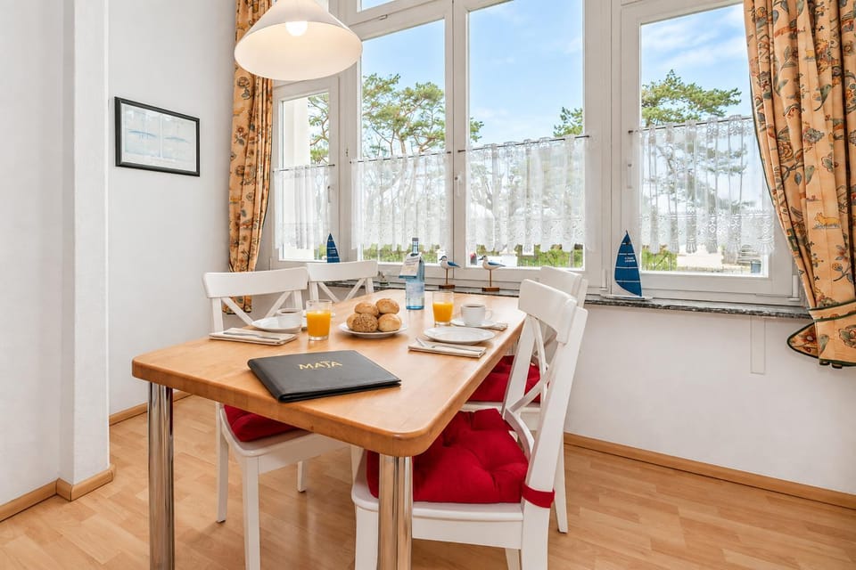 Villa Germania 06 Apartment in Heringsdorf