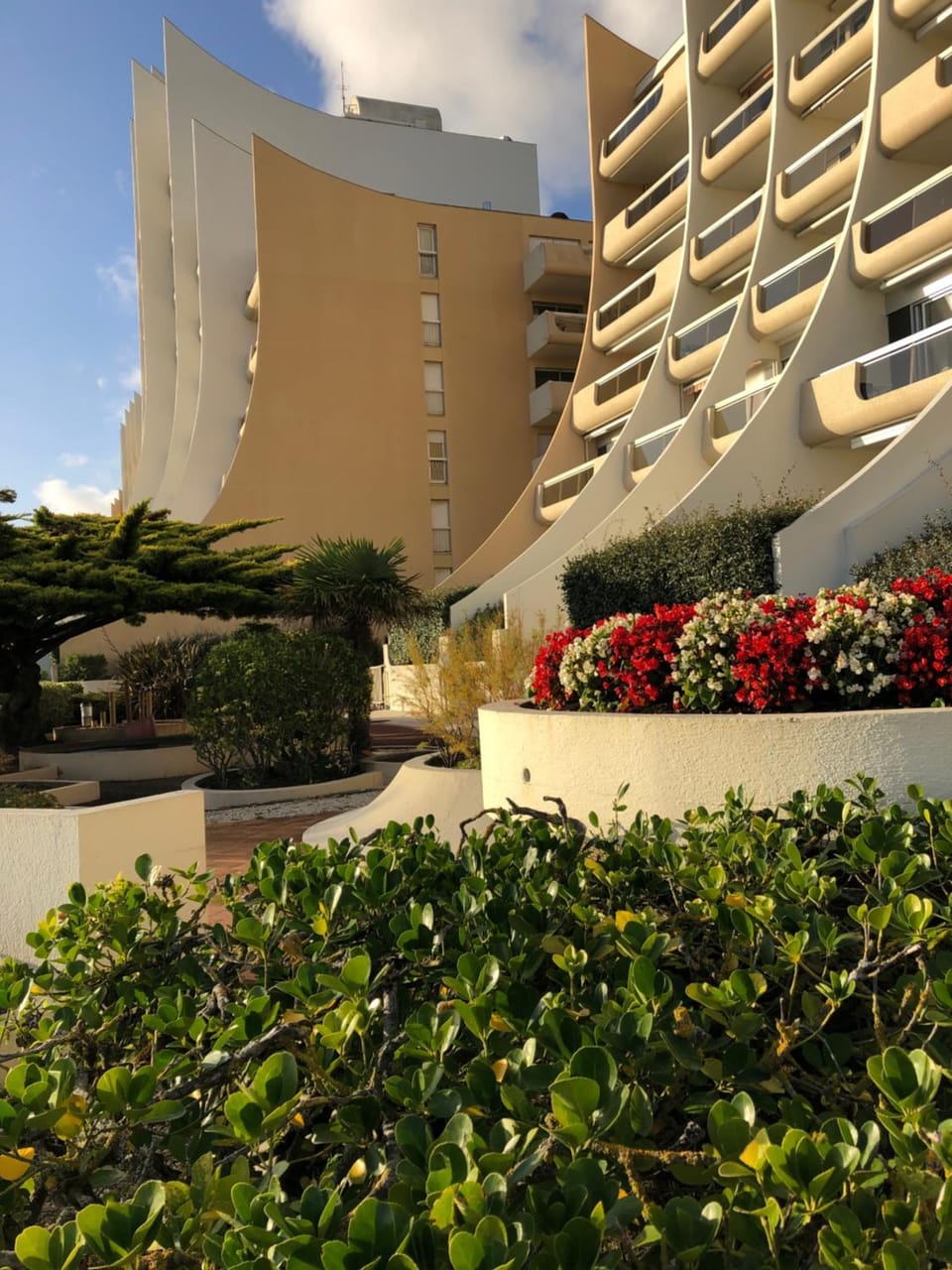 Property building, Facade/entrance