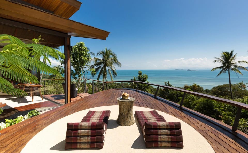 Patio, Day, Natural landscape, View (from property/room), Balcony/Terrace, Balcony/Terrace, Spa and wellness centre/facilities, Seating area, Sea view, sunbed