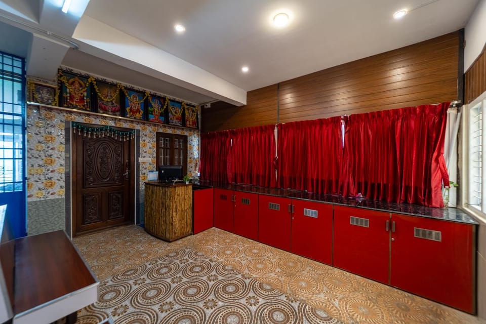 Property building, Lobby or reception