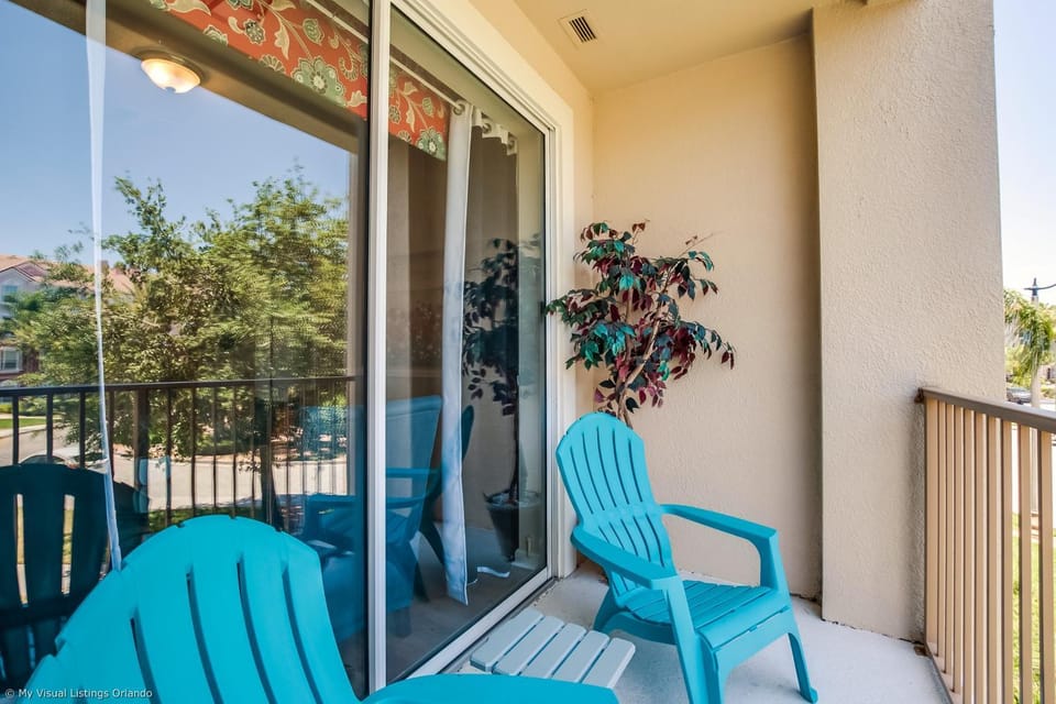 Spacious Vista Cay Condo, near Resort Pool Apartment in Highlands Reserve