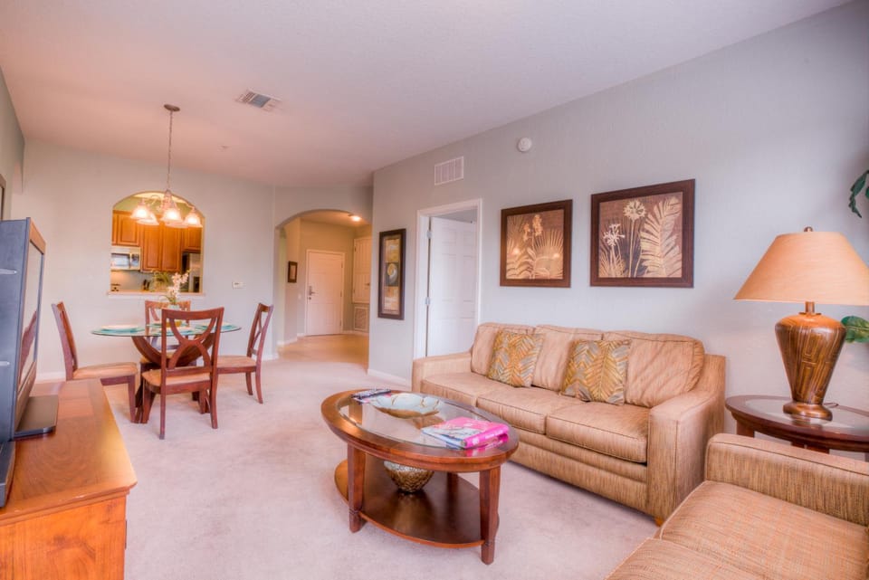 Vista Cay Condo w FREE Resort Access, near Disney Apartment in Orlando