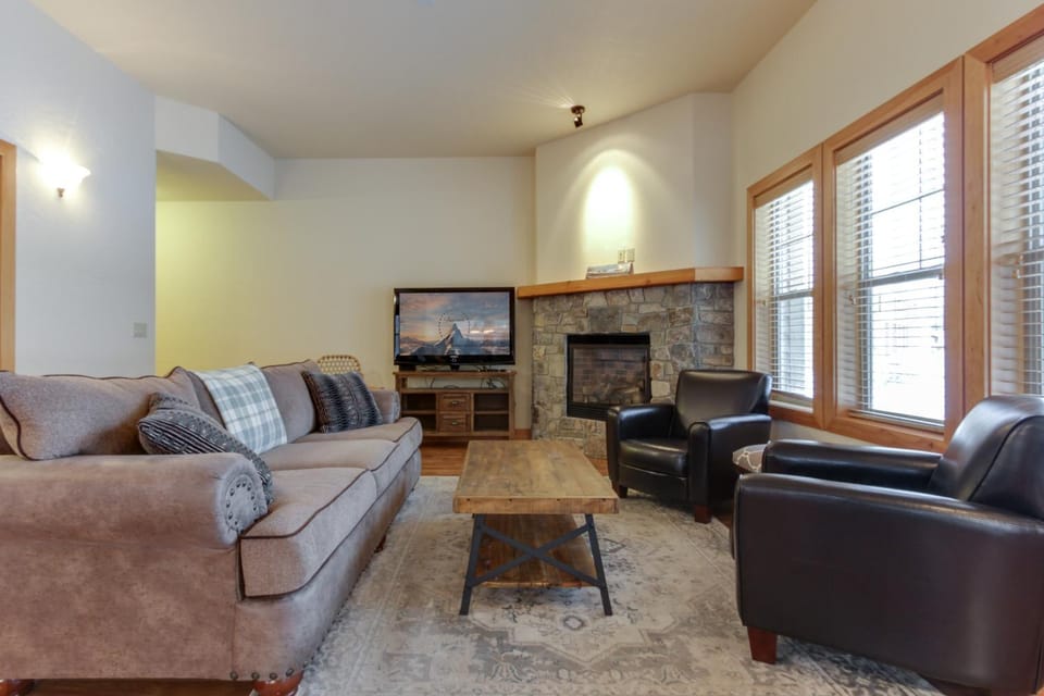 Lakeside Haven Apartment in Dover