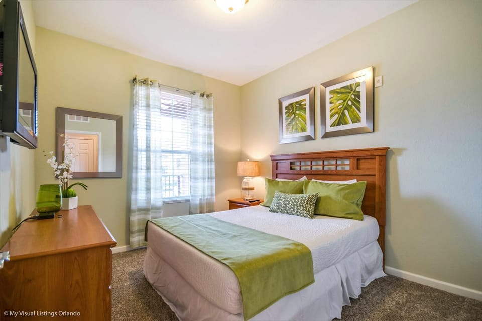 Spacious Condo Near Convention Ctr & I-Drive, Pool Apartment in Highlands Reserve