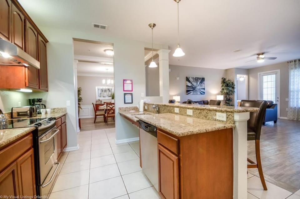Lovely Condo w FREE Access to Resort Amenities House in Orlando
