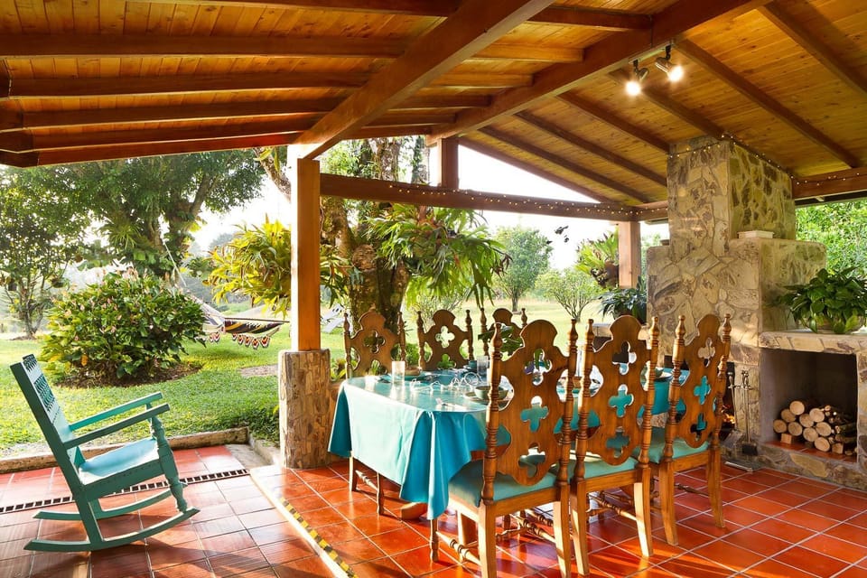 Patio, Spring, Day, Garden, Living room, Dining area, Garden view