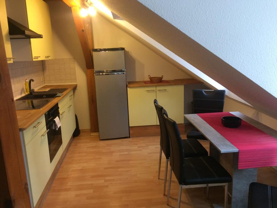 Coffee/tea facilities, Kitchen or kitchenette
