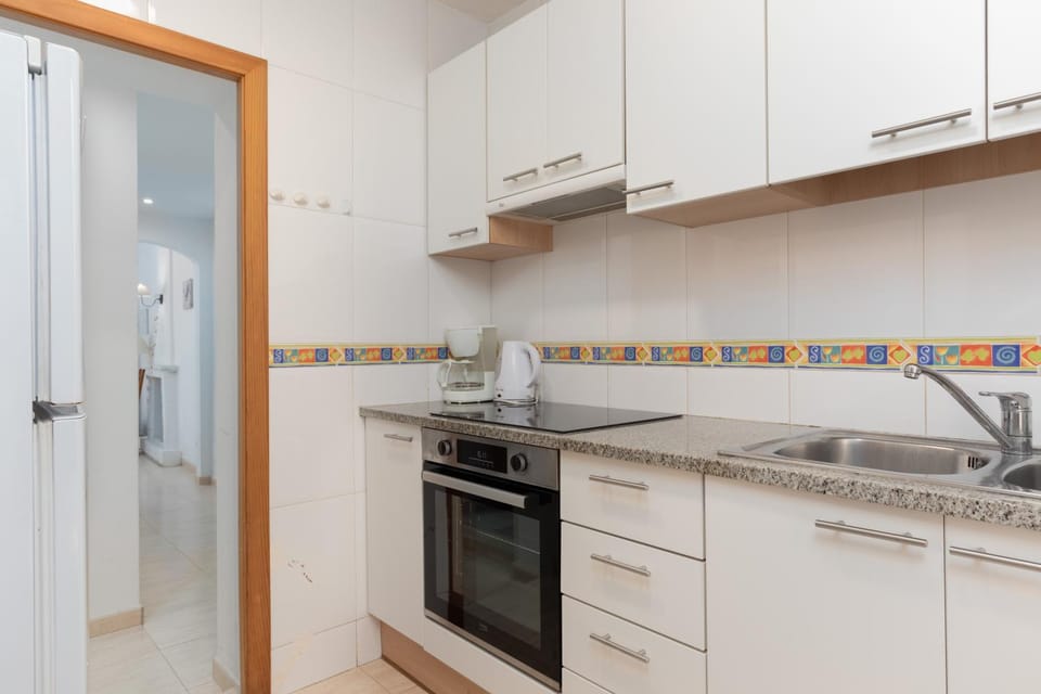 Kitchen or kitchenette, dishwasher, minibar, pet friendly, stove