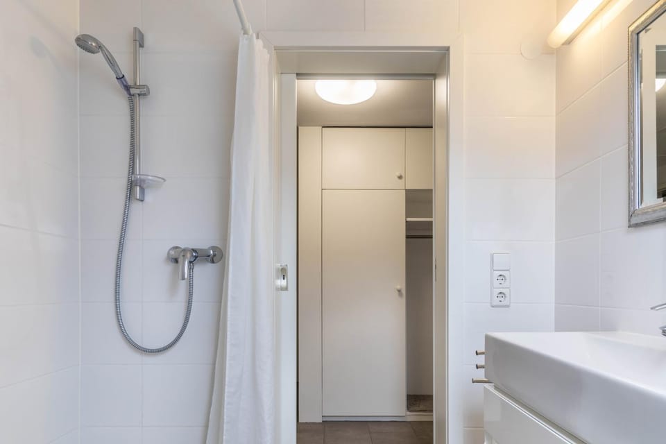 Bathroom, Living room