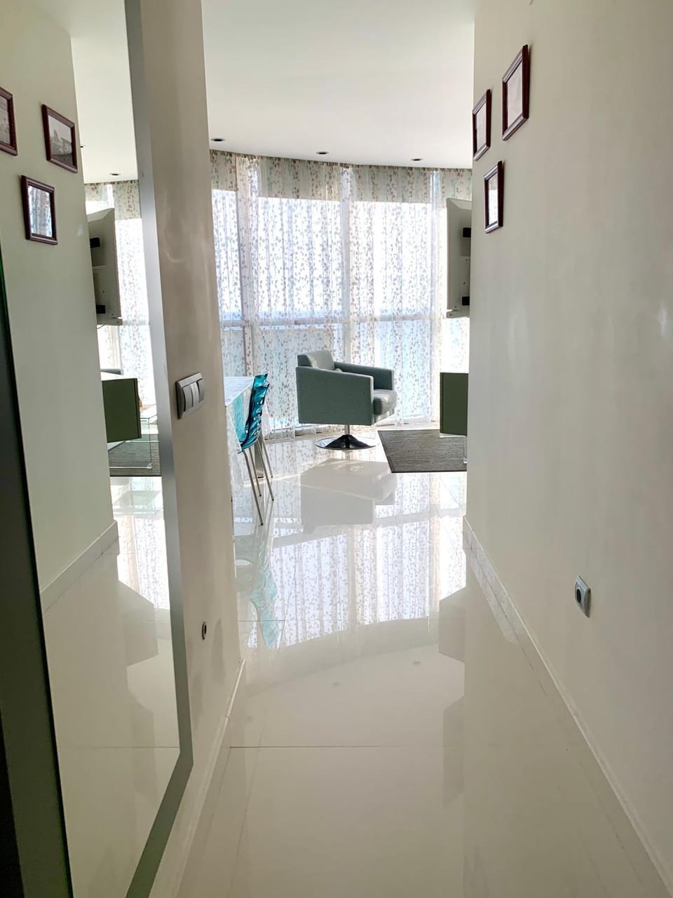 Living room, Decorative detail, Seating area