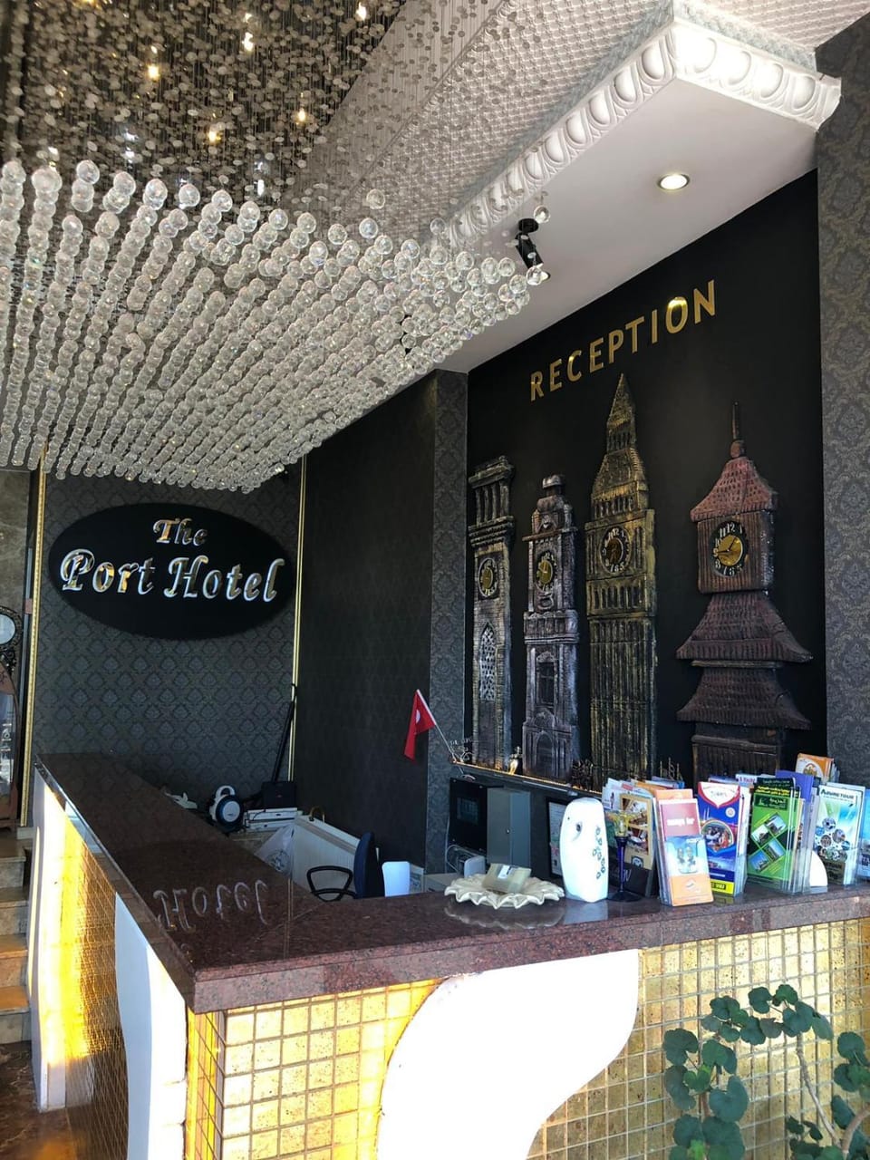 Property logo or sign, Lobby or reception, Lobby or reception, Logo/Certificate/Sign, Text overlay, Certificate/Award