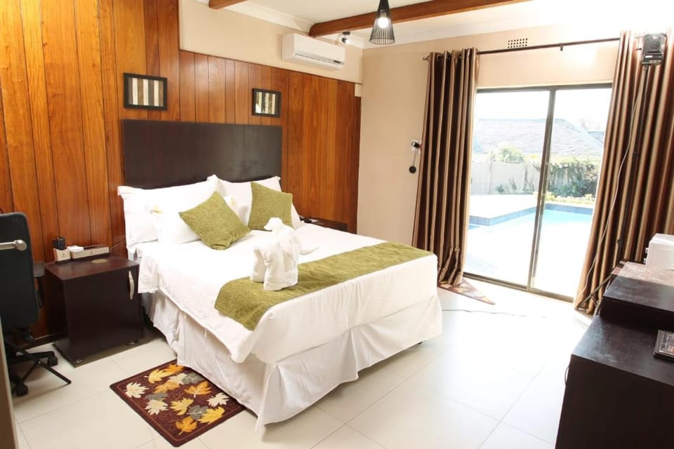 Rekky Signature Guesthouse Bed and Breakfast in Sandton