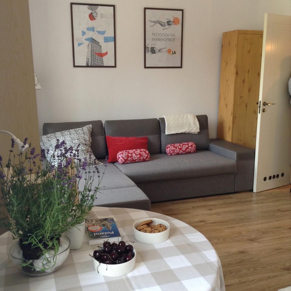 Seating area, Bedroom