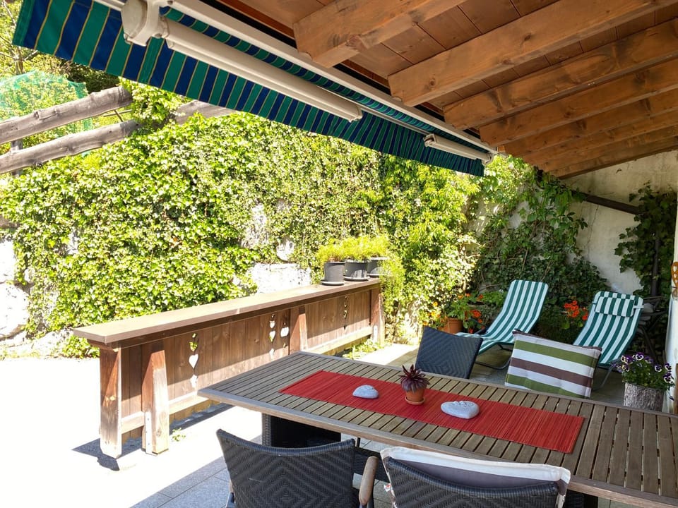 Spring, Summer, Balcony/Terrace, Dining area, sunbed