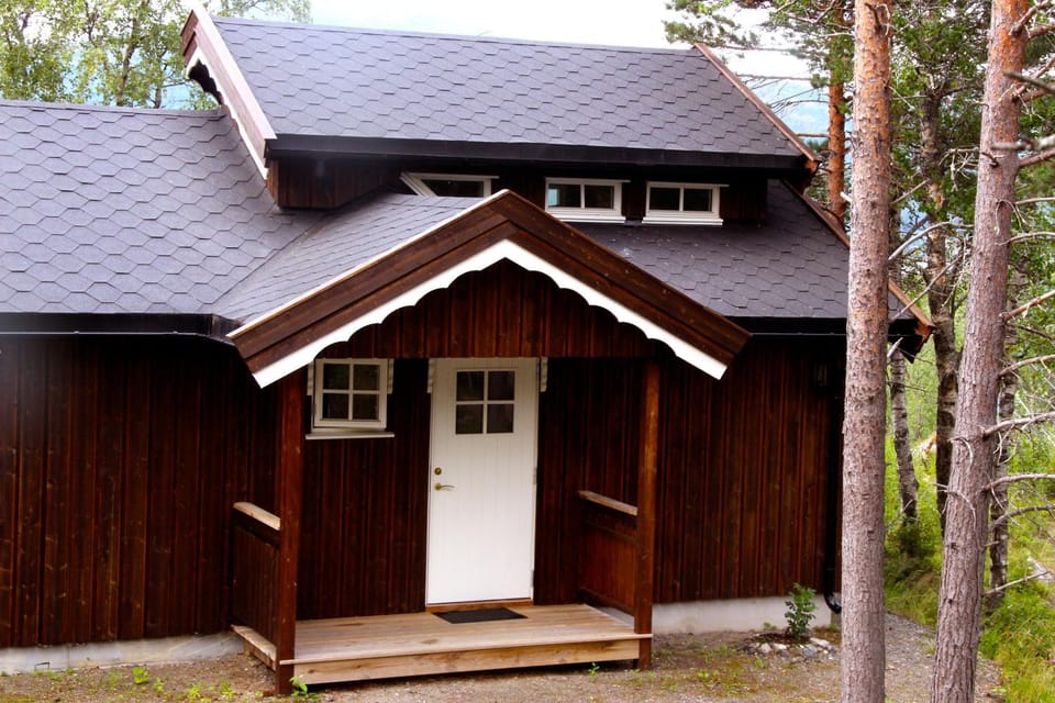 Facade/entrance, Day