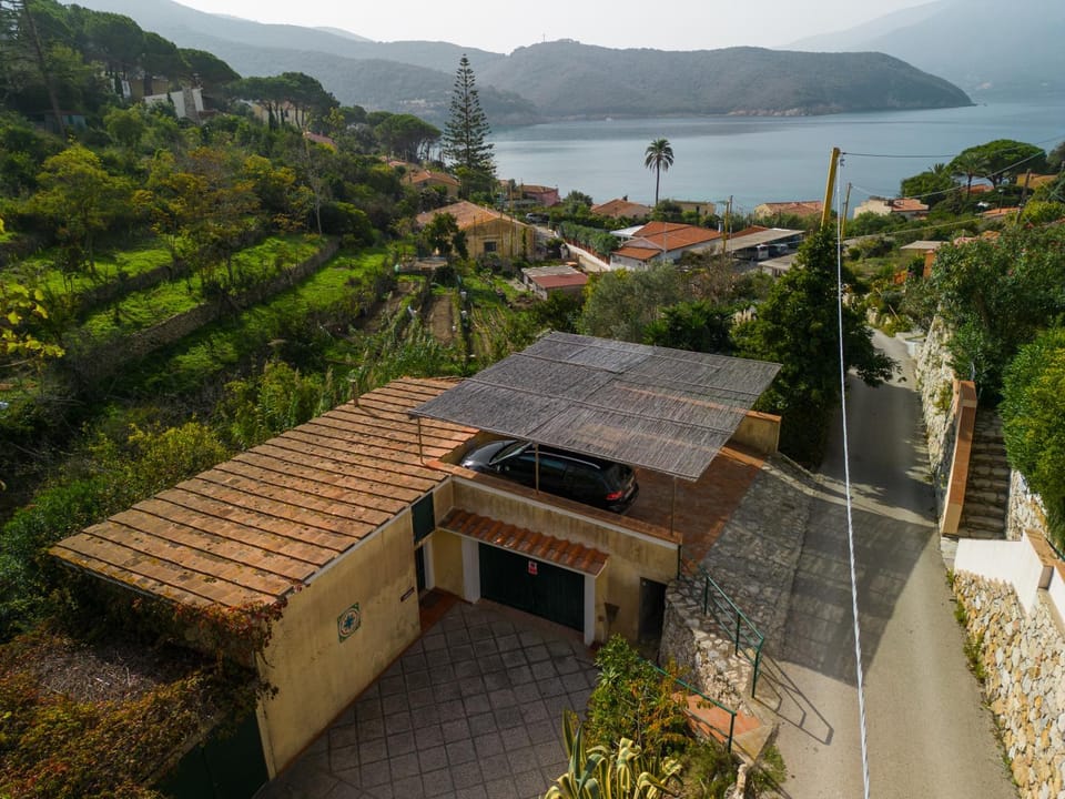 Property building, Sea view