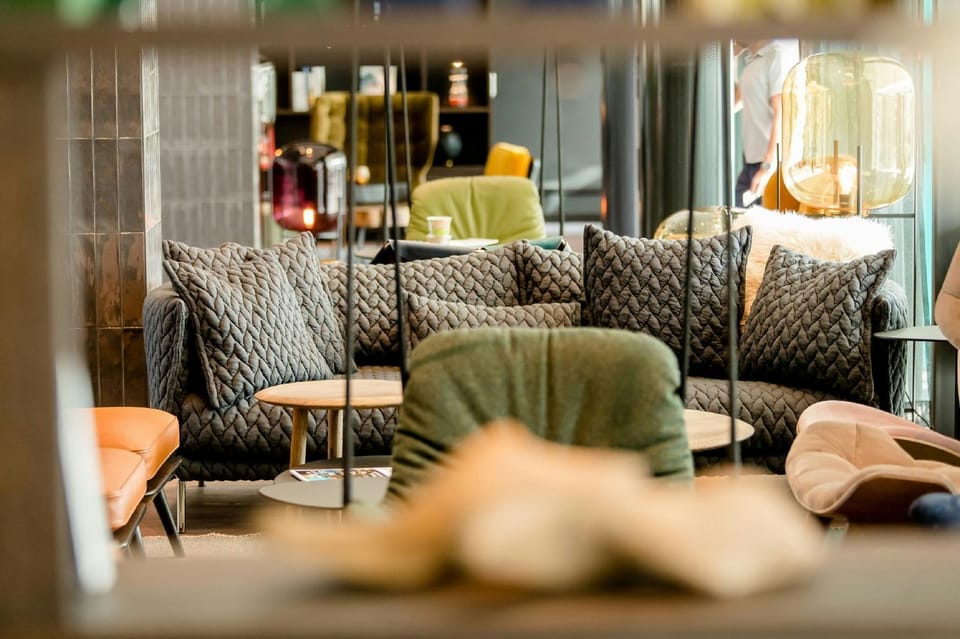 Lounge or bar