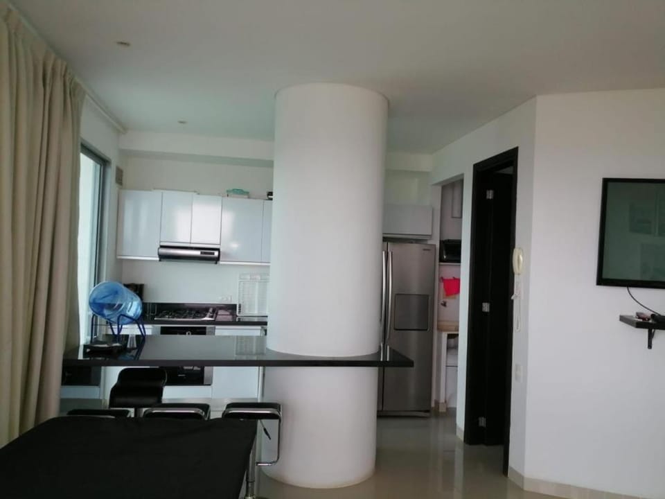 TV and multimedia, Kitchen or kitchenette, Seating area, Dining area, stove