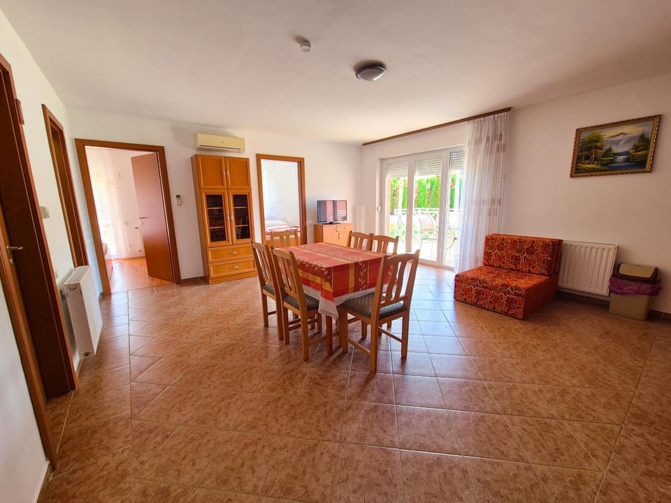 Ildiko Apartmanhaz Apartment hotel in Siófok