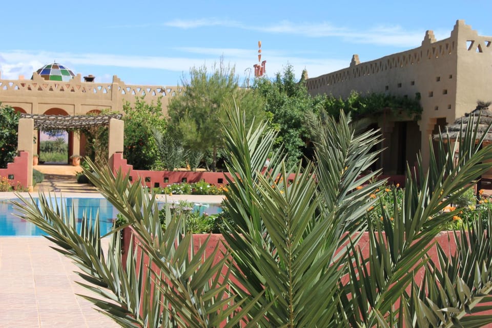 Day, Swimming pool