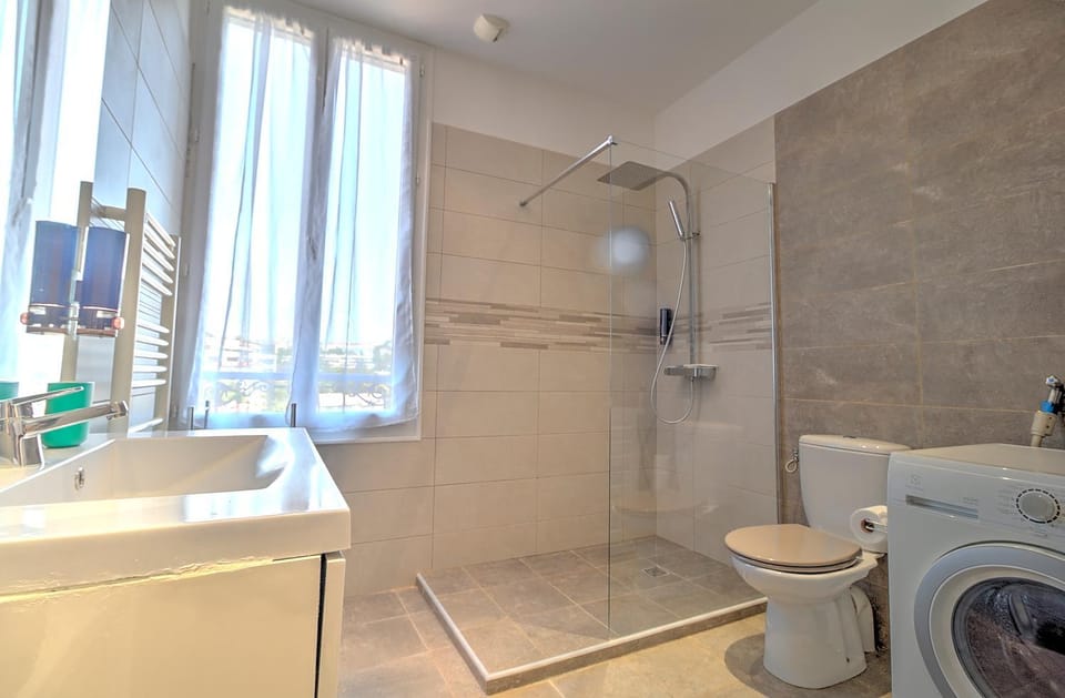 ALC - BOR383 - 12 min Palais And Beaches Apartment in Cannes