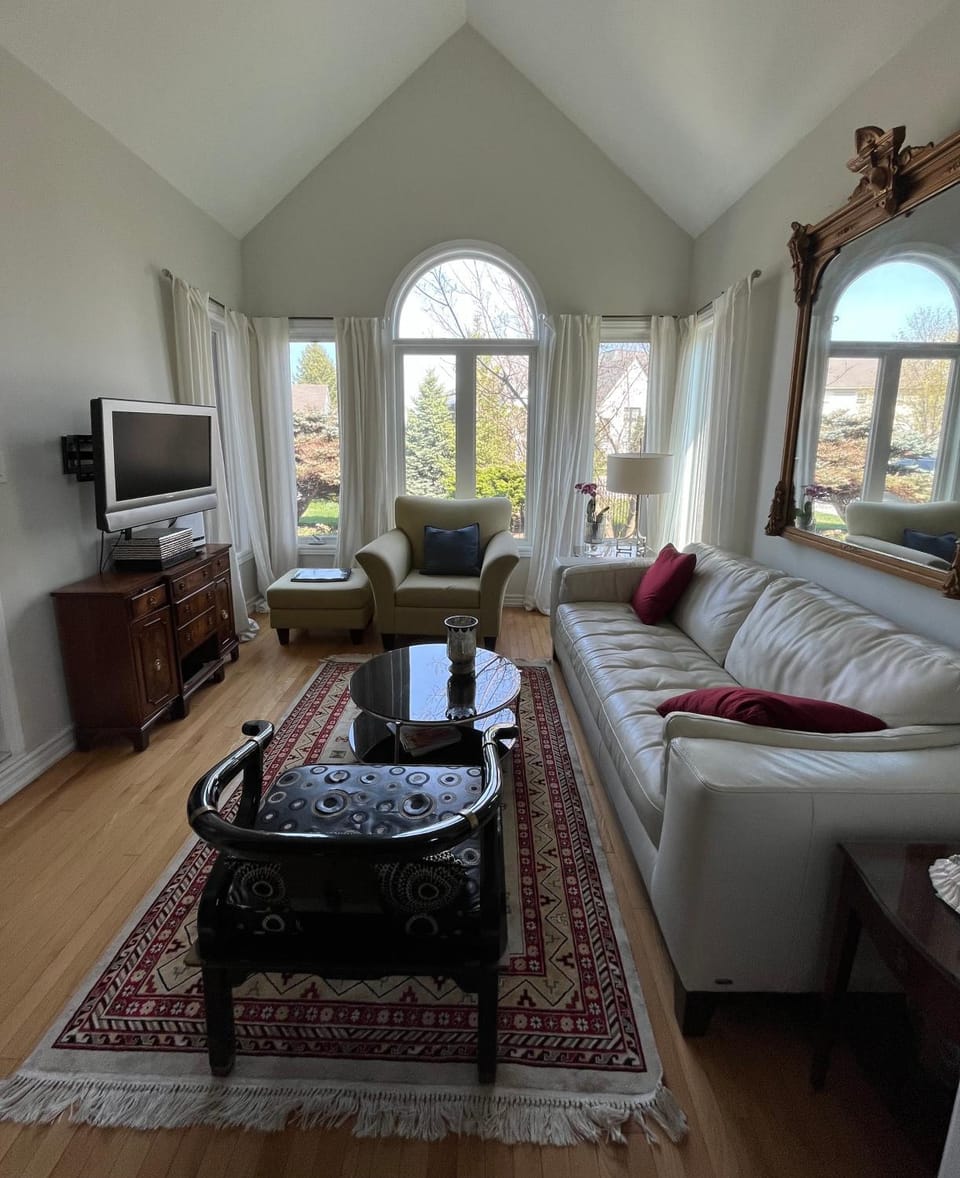 Lulu's Bed & Breakfast Bed and Breakfast in Niagara-on-the-Lake