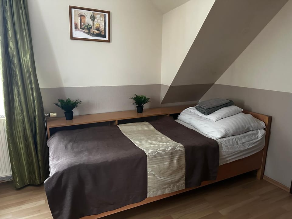 Gyarmati Panzió & Étterem Bed and Breakfast in Hungary