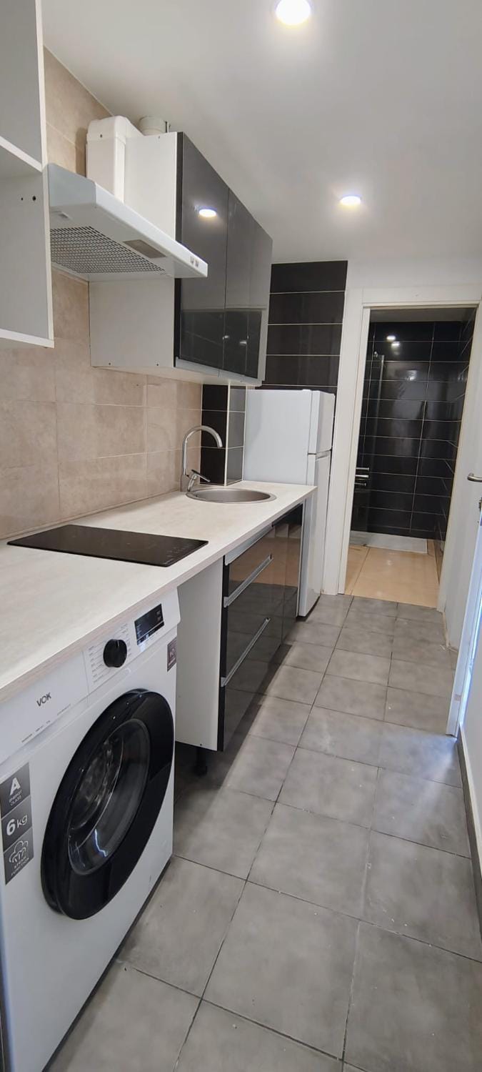 Hostal Porto Mar Bed and Breakfast in Salou
