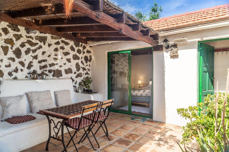 Patio, Balcony/Terrace