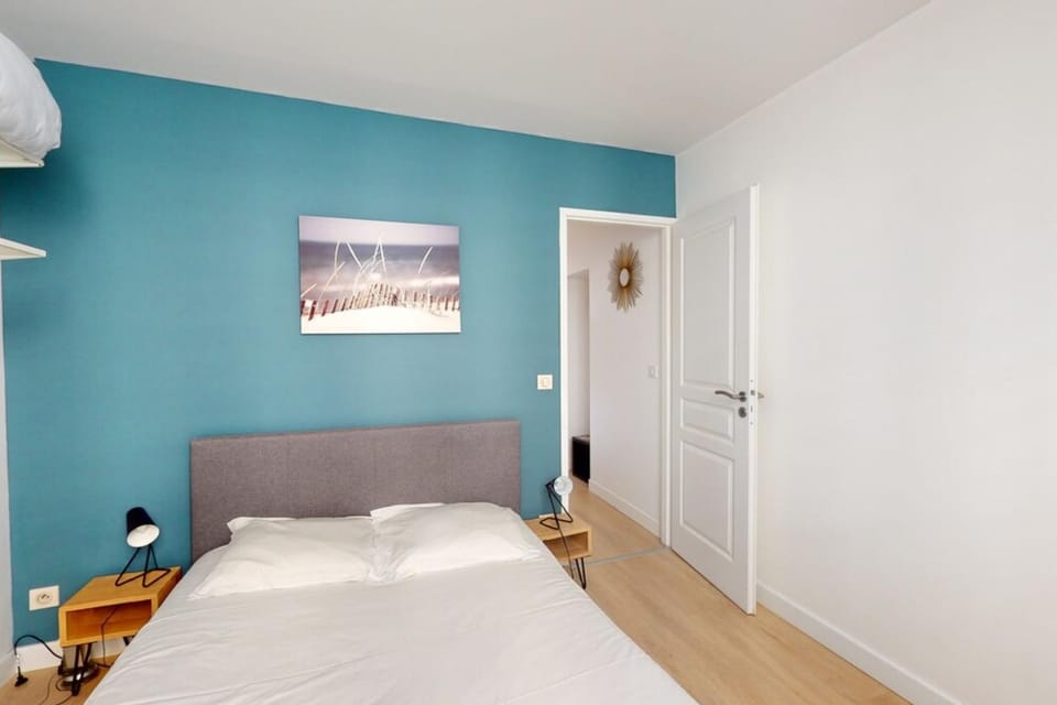 Le Royale w balcony Apartment in Annecy