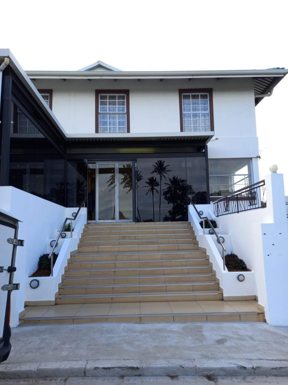 Property building, Facade/entrance