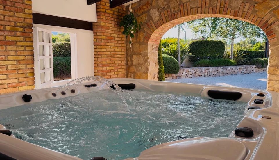 Hot Tub, Garden view, Garden view