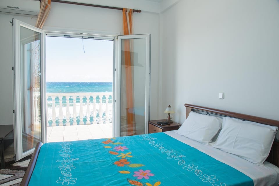 Bedroom, Sea view