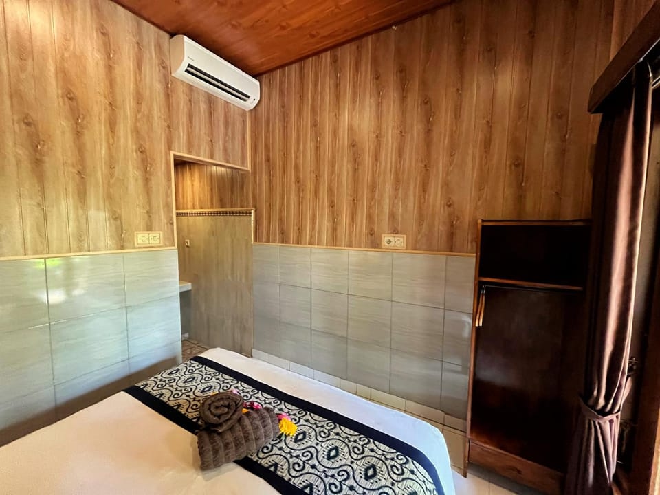 Bed, Bedroom, air conditioner