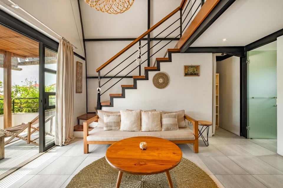View (from property/room), Living room, Seating area