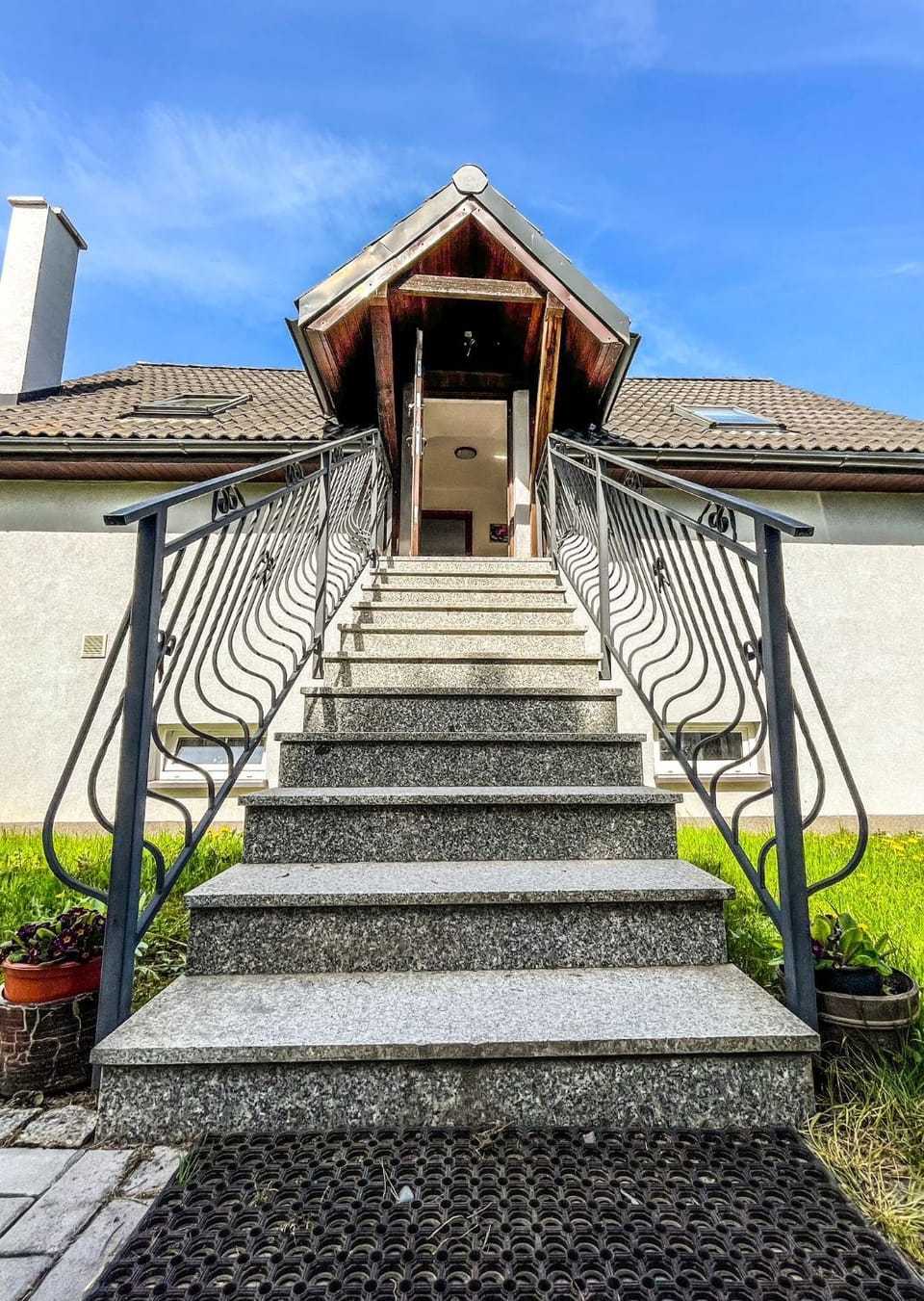 Property building, Facade/entrance