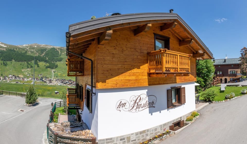 Tea Bastian Apartment in Canton of Grisons