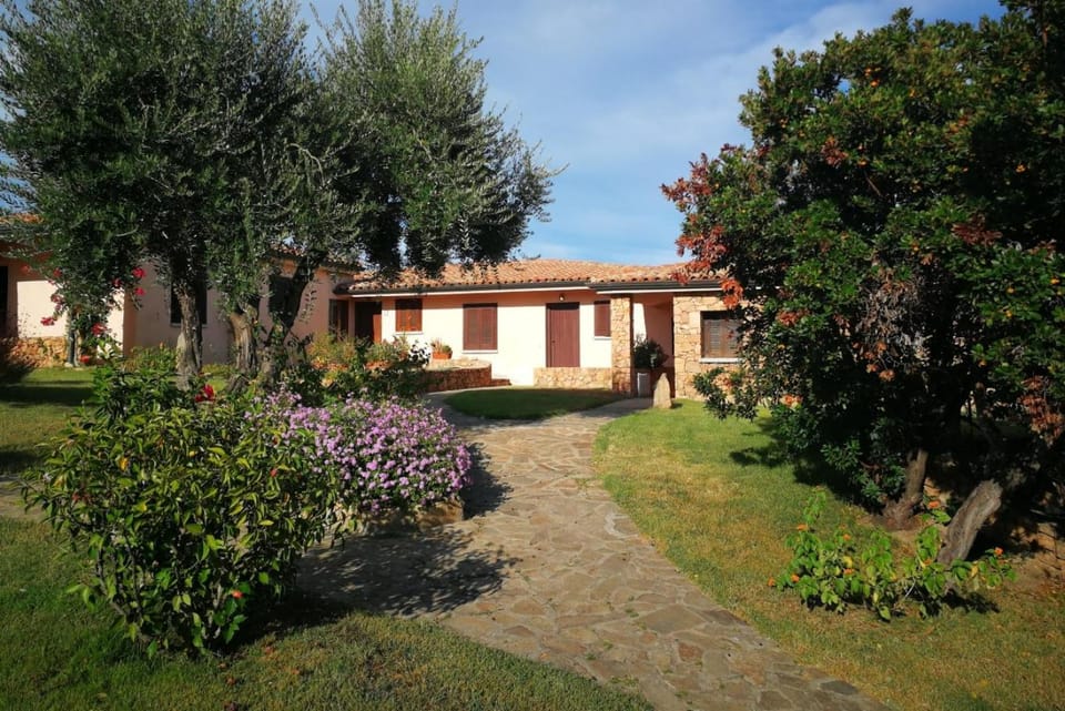 Property building, Garden