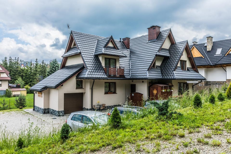 Property building, Garden, Area and facilities