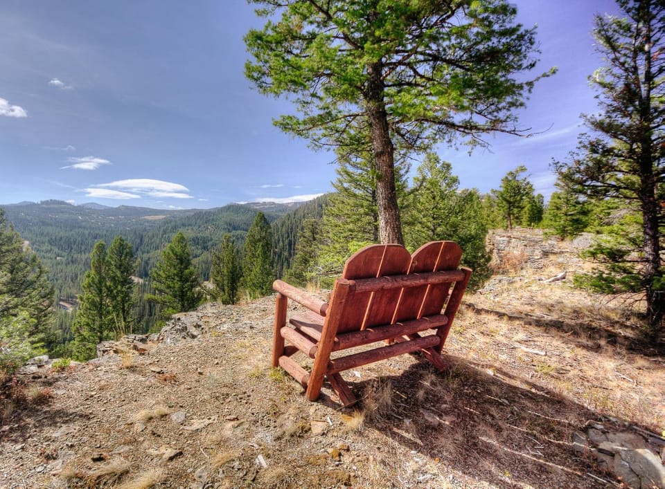 Antler Ridge Lodge House in Big Sky