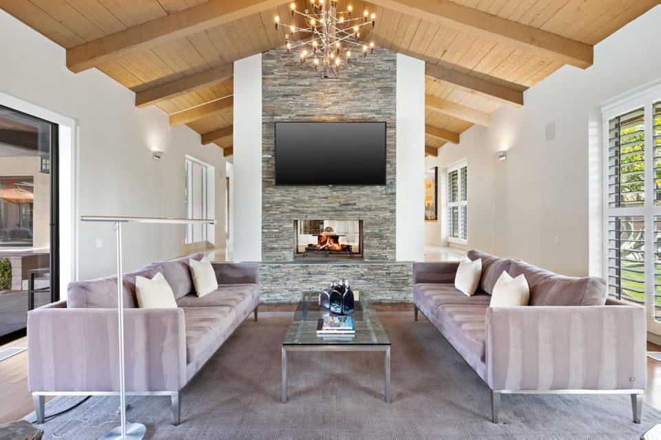 Desert Solstice House in Palm Springs