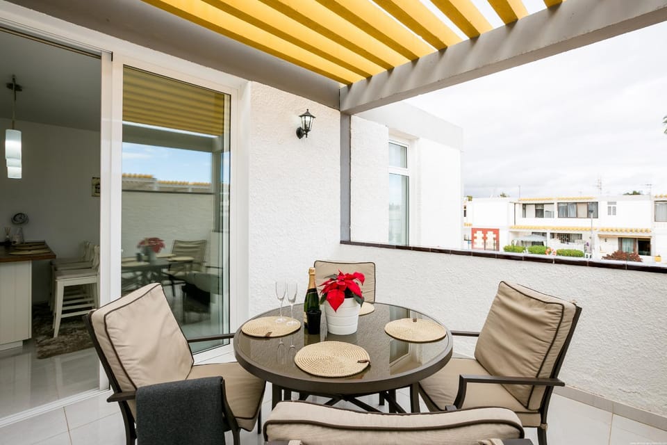 Balcony/Terrace, Seating area