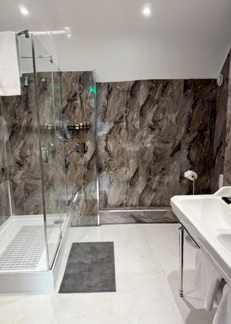 Russell's Bed and Breakfast in Broadway