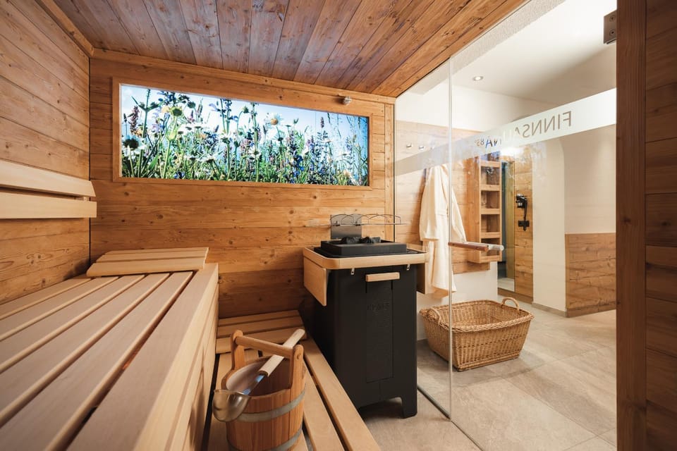 Sauna, Spa and wellness centre/facilities