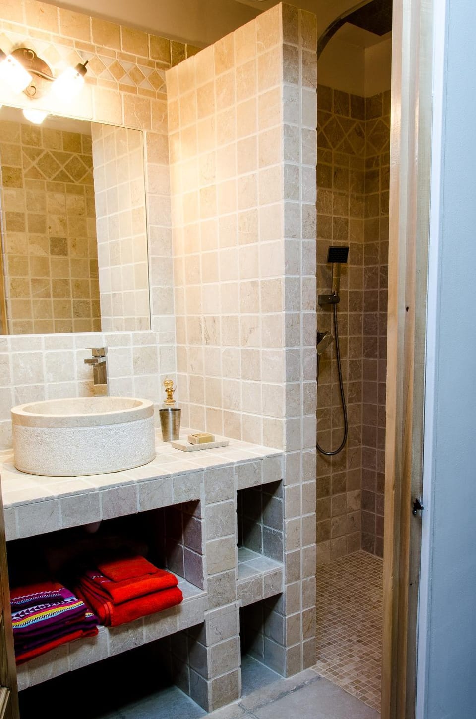 La Jourdane Bed and Breakfast in Pont-Saint-Esprit